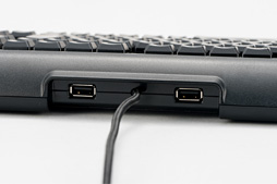 画像ギャラリー No.044のサムネイル画像 / SteelSeries製キーボード「Apex M800」レビュー。独自のメカニカルキースイッチ「QS1」は,ゲームプレイに何をもたらすか