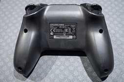 画像ギャラリー No.008のサムネイル画像 / HW短評:SteelSeries「Nimbus」(1)iOS向け新型ゲームパッドのハードウェアを概観してみた