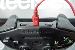 画像ギャラリー No.009のサムネイル画像 / HW短評:SteelSeries「Nimbus」(1)iOS向け新型ゲームパッドのハードウェアを概観してみた
