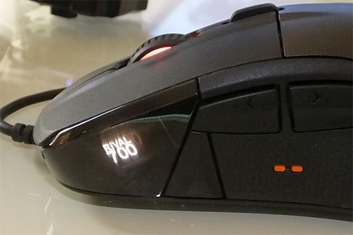 画像ギャラリー No.011のサムネイル画像 / ［CES 2016］カスタマイズ性重視のSteelSeries製マウス「Rival 700」フォトレポート。注目の振動機能はプレイを邪魔しないソフトな揺れ方だった