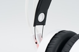 画像ギャラリー No.006のサムネイル画像 / 「SteelSeries Siberia 350」レビュー。伝統のデザインを採用しつつDTS Headphone:X対応のワイヤードヘッドセット，その実力に迫る