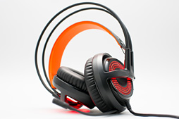 画像ギャラリー No.030のサムネイル画像 / 「SteelSeries Siberia 350」レビュー。伝統のデザインを採用しつつDTS Headphone:X対応のワイヤードヘッドセット，その実力に迫る
