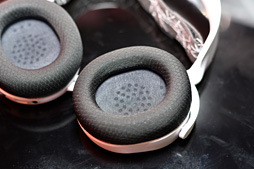 画像ギャラリー No.013のサムネイル画像 / SteelSeries，ゲーマー向けヘッドセット新製品「Arctis」を発表。出力品質もマイクもデザインも同じで3モデル展開