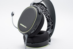 画像ギャラリー No.006のサムネイル画像 / SteelSeries「Arctis 5」レビュー。このUSB＆アナログ接続両対応ヘッドセットは会心の一撃だ