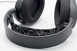 画像ギャラリー No.007のサムネイル画像 / SteelSeries「Arctis 5」レビュー。このUSB＆アナログ接続両対応ヘッドセットは会心の一撃だ