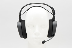 画像ギャラリー No.010のサムネイル画像 / 【PR】SteelSeries製ヘッドセット「Arctis 7」徹底検証。 ワイヤレス&ワイヤード両対応モデルは,PS4との相性が抜群だった
