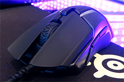 画像ギャラリー No.004のサムネイル画像 / ［CES 2018］深度センサーの採用でSteelSeriesは何を狙っているのか。新型マウス「Rival 600」のデモを見てきた