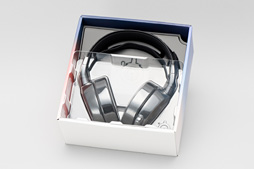 画像ギャラリー No.003のサムネイル画像 / SteelSeries，ゲーマー向けヘッドセットの新製品「Arctis Pro」を発表。ハイレゾ対応の上位モデルに意味はあるのか，その音を聞いてみた