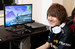 画像ギャラリー No.019のサムネイル画像 / 【PR】SteelSeries「GameDAC」をYamatoNはこう使う。PS4をバーチャルサラウンドヘッドフォン対応にするデバイス導入ガイド