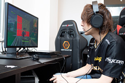 画像ギャラリー No.040のサムネイル画像 / 【PR】SteelSeries「GameDAC」をYamatoNはこう使う。PS4をバーチャルサラウンドヘッドフォン対応にするデバイス導入ガイド