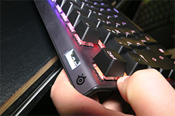 画像ギャラリー No.010のサムネイル画像 / SteelSeriesの「Apex Pro」はゲーマー向けキーボードに革命を起こすか？　キーごとにアクチュエーションポイントを変更可能