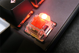 画像ギャラリー No.015のサムネイル画像 / SteelSeriesの「Apex Pro」はゲーマー向けキーボードに革命を起こすか？　キーごとにアクチュエーションポイントを変更可能