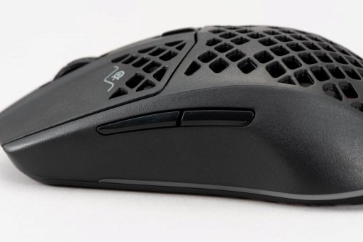 画像ギャラリー No.011のサムネイル画像 / 極端な肉抜きボディのワイヤレスマウス「Aerox 3 Wireless」レビュー。見た目の割に扱いやすく，バッテリーの持ちや高速充電も好印象