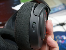 画像ギャラリー No.015のサムネイル画像 / ［TGS2022］SteelSeries，光学式キーボード「Apex 9」や新型ヘッドセット「Arctis Nova」をTGS会場で初披露