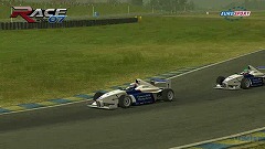 画像ギャラリー No.001のサムネイル画像 / SimBin，レーシングゲーム「RACE 07」の最新ムービーを公開