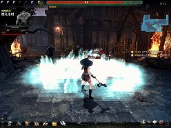 画像ギャラリー No.002のサムネイル画像 / 「マビノギ英雄伝」正式サービス時に実装される新キャラクター「イヴィ」のプレイムービーを掲載。強力な魔法とクセのあるバトルサイズが武器