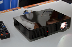 画像ギャラリー No.007のサムネイル画像 / ［COMPUTEX］会場で見つけた3D立体視機器レポート。これが立体視の最前線だ