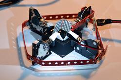 画像ギャラリー No.028のサムネイル画像 / ［SIGGRAPH］「Emerging Technologies」展示セクションレポート（3）　液晶や有機ELの先にある「未来のディスプレイ」とは？