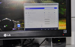 画像ギャラリー No.004のサムネイル画像 / ［TGS 2011］LG，IPSパネル採用で偏光方式の3D立体視に対応した23インチディスプレイを10月に発売へ。裸眼立体視対応の実験的な製品も