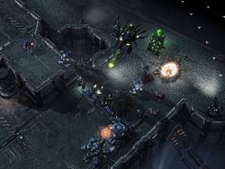 画像ギャラリー No.007のサムネイル画像 / 「StarCraft II」に奇妙キテレツな4つのカスタムマップが登場。「Left 4 Dead」や「料理の鉄人」からインスパイア!?