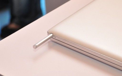 画像ギャラリー No.012のサムネイル画像 / ［COMPUTEX］ASUS，スレート型タブレット端末3モデルを発表。CPUにTegra 2やCoreプロセッサを搭載