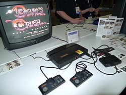 画像ギャラリー No.004のサムネイル画像 / ビデオゲームの歴史がここに集結。激レアなコンシューマゲーム実機に触れられたE3会場の「VIDEOGAME HISTORY MUSEUM」ブースを紹介