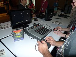 画像ギャラリー No.013のサムネイル画像 / ビデオゲームの歴史がここに集結。激レアなコンシューマゲーム実機に触れられたE3会場の「VIDEOGAME HISTORY MUSEUM」ブースを紹介