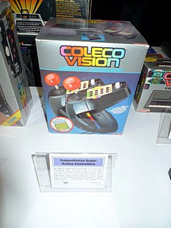 画像ギャラリー No.034のサムネイル画像 / ビデオゲームの歴史がここに集結。激レアなコンシューマゲーム実機に触れられたE3会場の「VIDEOGAME HISTORY MUSEUM」ブースを紹介