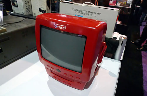 画像ギャラリー No.047のサムネイル画像 / ビデオゲームの歴史がここに集結。激レアなコンシューマゲーム実機に触れられたE3会場の「VIDEOGAME HISTORY MUSEUM」ブースを紹介