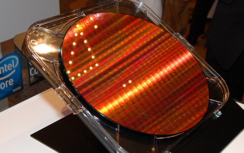 画像ギャラリー No.008のサムネイル画像 / Intel,Core i7プロセッサ&X58チップセットを正式発表。CPUの重要性を訴えるカプコンに今後の話を聞いてみた