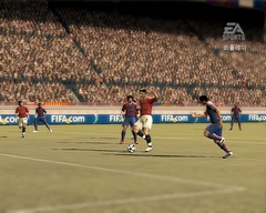 画像ギャラリー No.009のサムネイル画像 / アジア戦略としてのオンライン版。「EA SPORTS FIFA Online 2」を開発する,EAシンガポールのプロデューサーに話を聞いた