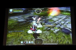 画像ギャラリー No.028のサムネイル画像 / 「ELSWORD」「ドラゴンネスト」など4タイトルをフィーチャー。能登麻美子さん，桑島法子さんも登場した「ハンゲーム」ステージイベント