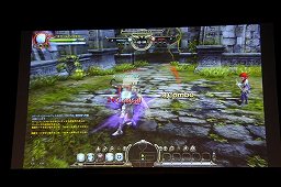 画像ギャラリー No.029のサムネイル画像 / 「ELSWORD」「ドラゴンネスト」など4タイトルをフィーチャー。能登麻美子さん，桑島法子さんも登場した「ハンゲーム」ステージイベント