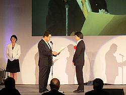 画像ギャラリー No.002のサムネイル画像 / ［TGS 2008＃016］「日本ゲーム大賞2008」は「Wii Fit」と「モンハンポータブル 2nd G」