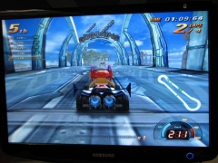 画像ギャラリー No.004のサムネイル画像 / ［G★2007＃06］スピード感溢れるカジュアルレース「Go Go Xing」がプレイアブル展示