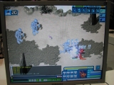 画像ギャラリー No.013のサムネイル画像 / ［G★2007＃16］SK TELECOMブースで見かけた「DINOMACHIA」と「DIGIMON RPG」