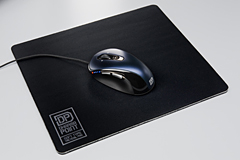画像ギャラリー No.002のサムネイル画像 / DHARMAPOINT，ゲーマー向けマウスパッドの小型モデルを6月発売