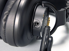 画像ギャラリー No.007のサムネイル画像 / 「DHARMA TACTICAL HEADSET」レビュー。価格を超えた出力性能が魅力