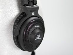 画像ギャラリー No.006のサムネイル画像 / DHARMA TACTICAL HEADSET初のオープンエアモデル「DRTCHD23BK」レビュー。かっちりした筐体とゲームプレイに向く音質が印象的
