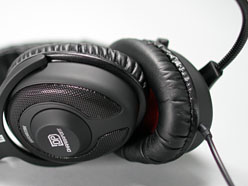 画像ギャラリー No.007のサムネイル画像 / DHARMA TACTICAL HEADSET初のオープンエアモデル「DRTCHD23BK」レビュー。かっちりした筐体とゲームプレイに向く音質が印象的