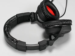 画像ギャラリー No.010のサムネイル画像 / DHARMA TACTICAL HEADSET初のオープンエアモデル「DRTCHD23BK」レビュー。かっちりした筐体とゲームプレイに向く音質が印象的