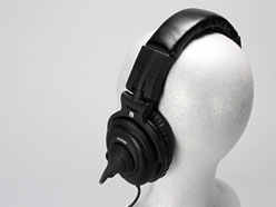 画像ギャラリー No.026のサムネイル画像 / DHARMA TACTICAL HEADSET初のオープンエアモデル「DRTCHD23BK」レビュー。かっちりした筐体とゲームプレイに向く音質が印象的