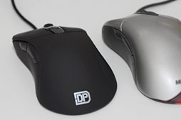 画像ギャラリー No.012のサムネイル画像 / DHARMAPOINTに聞く新型マウス「DRTCM37&38」。これが「俺達のIE 3.0」だ!?