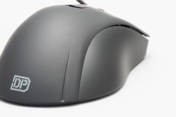 画像ギャラリー No.016のサムネイル画像 / 新生DHARMAPOINTの第1弾製品となるマウス「DPTM37BK」レビュー。復活した「三七」はゲーマーの期待に応えられるか