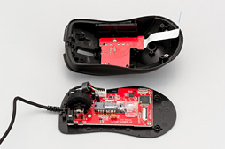 画像ギャラリー No.040のサムネイル画像 / 新生DHARMAPOINTの第1弾製品となるマウス「DPTM37BK」レビュー。復活した「三七」はゲーマーの期待に応えられるか