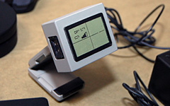 画像ギャラリー No.012のサムネイル画像 / 「SideWinder X8 Mouse」詳報。穴のないスペックは，ゲーマー向けワイヤレスマウスの概念を変えるか？