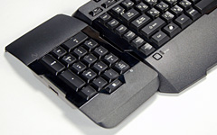 画像ギャラリー No.008のサムネイル画像 / 「SideWinder X6 Keyboard」ファーストインプレッション。多機能キーボードとしてのデキは良好