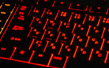 画像ギャラリー No.018のサムネイル画像 / 「SideWinder X6 Keyboard」ファーストインプレッション。多機能キーボードとしてのデキは良好