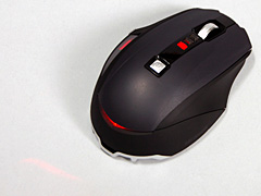 画像ギャラリー No.029のサムネイル画像 / 「SideWinder X8」ファーストインプレッション。重さをどう判断するかがカギに？