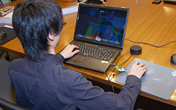 画像ギャラリー No.036のサムネイル画像 / KeNNy，uNleashed & fumio×Microsoft。「SideWinder X8はゲームで使えるのか」座談会レポート